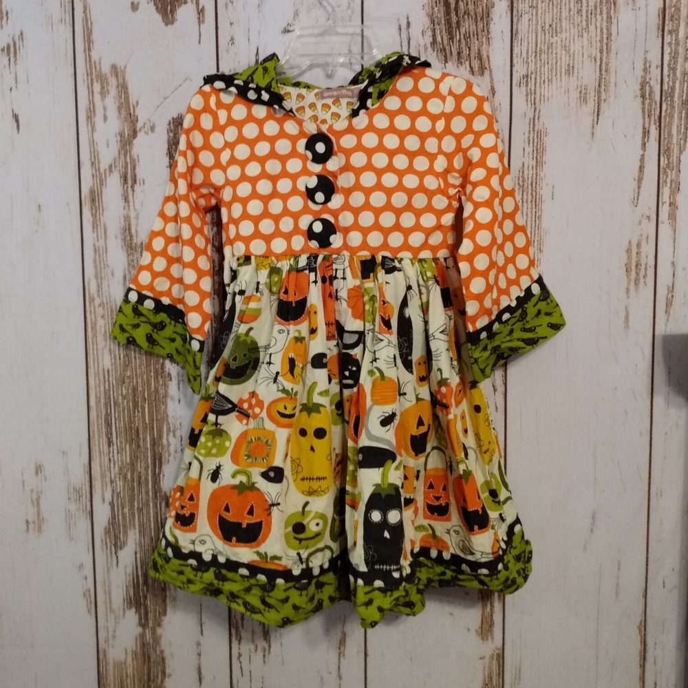 Jelly the pug Halloween dress with hood 7